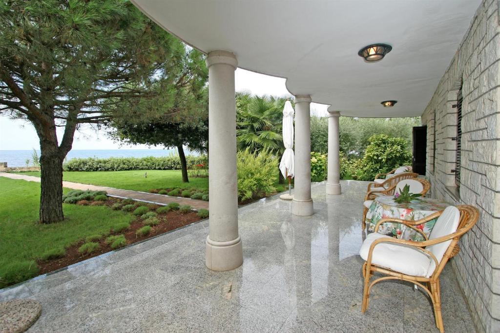 Apartments Bella Vista Umag Exterior photo