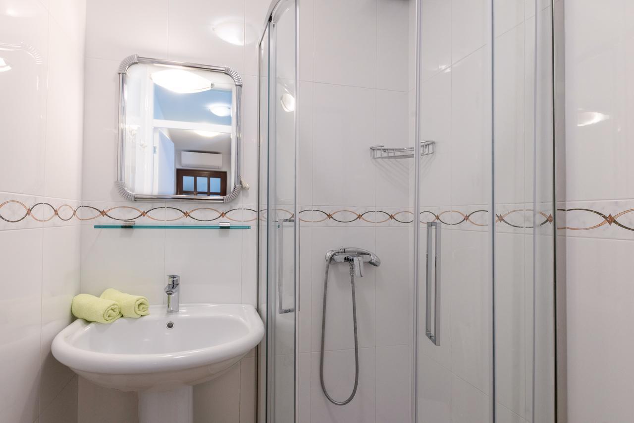 Apartments Bella Vista Umag Exterior photo